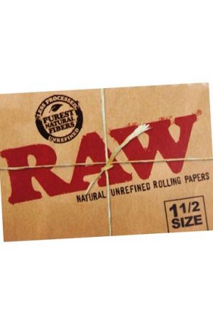 RAW Natural Regular Size Extra-Wide Rolling Papers – Single Pack